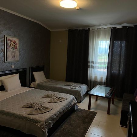Hotel Yal Restaurant Tetovo Extérieur photo